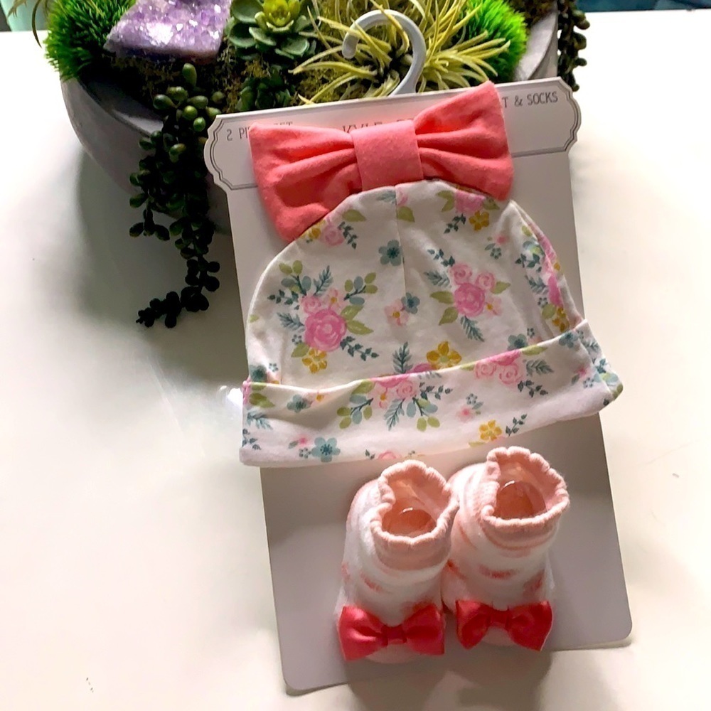 Baby Girl Kyle & Deena NY bow Hat & Socks pink bow bundle accessories new